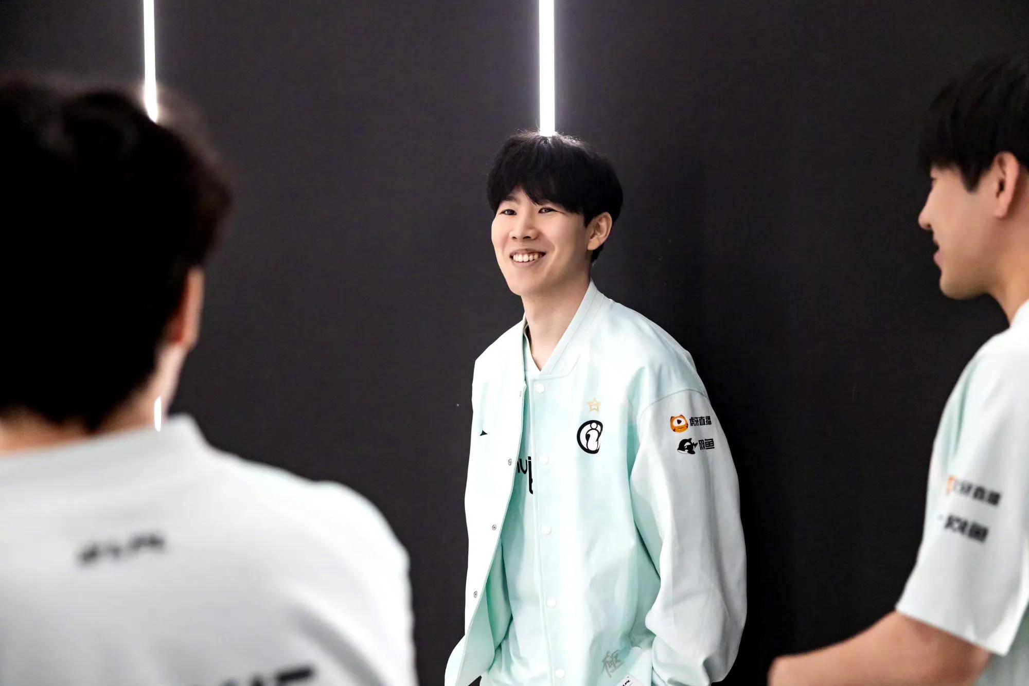 他的足球旅 他的足球旅